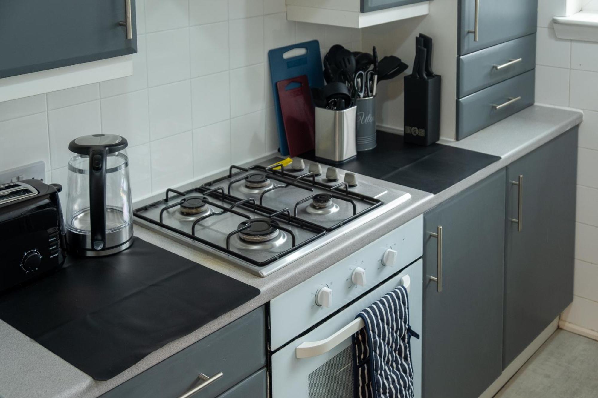 2 Bedroom Beautiful Apartment In Motherwell Mossend エクステリア 写真